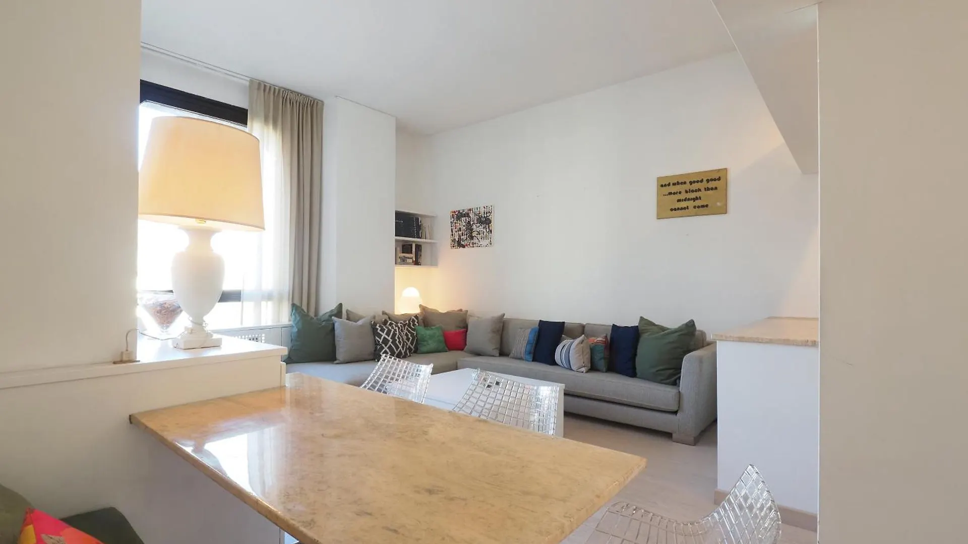 Duomo Luxury Apartment X Milan